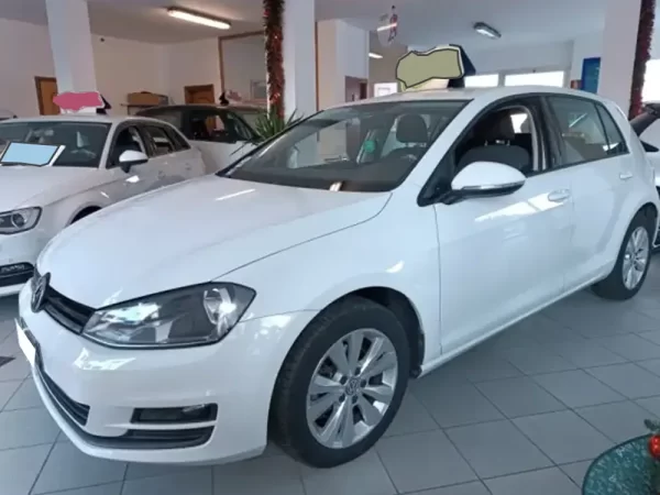 Volkswagen Golf Günlük Kiralık Otomobil 2014