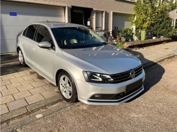 Volkswagen Jetta 2015 Aylık Kiralık Araba